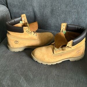 Men’s 11M Timberland Boots - GOOD condition!